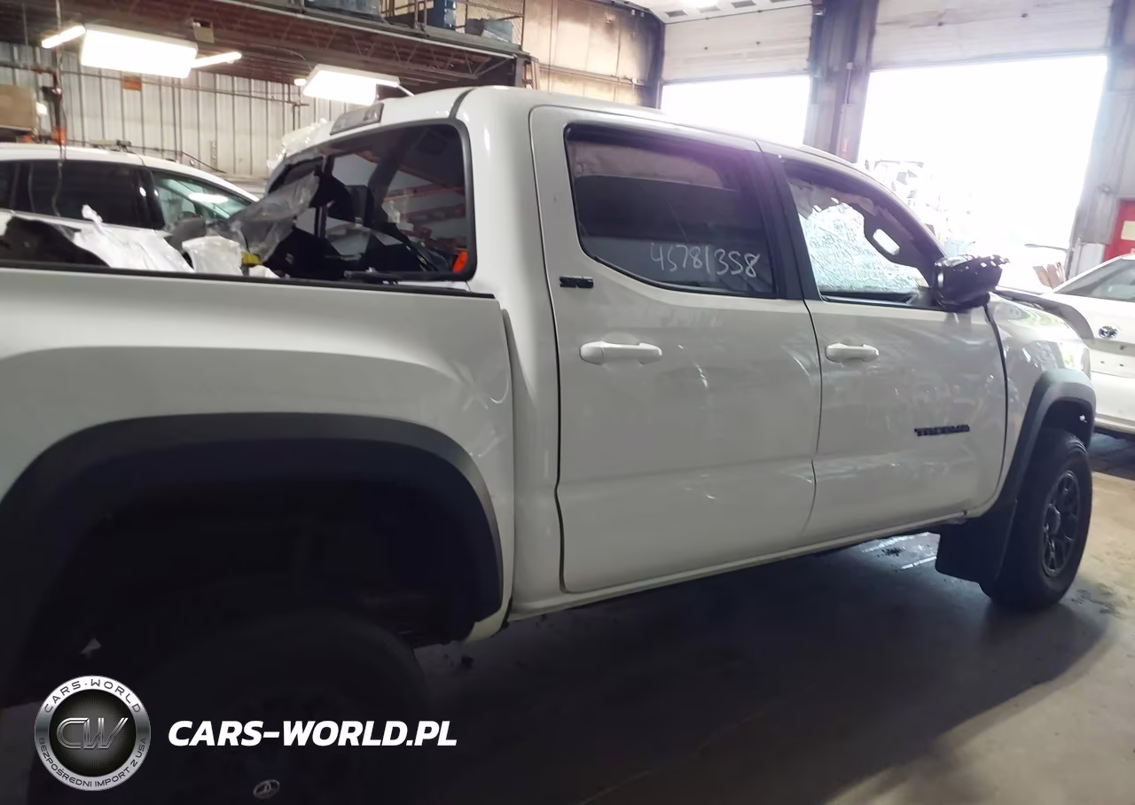 2023 Toyota Tacoma Sr5 V6 VIN:3TMCZ5AN0PM637794 - 12
