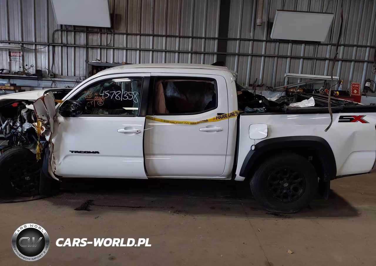 2023 Toyota Tacoma Sr5 V6 VIN:3TMCZ5AN0PM637794 - 13