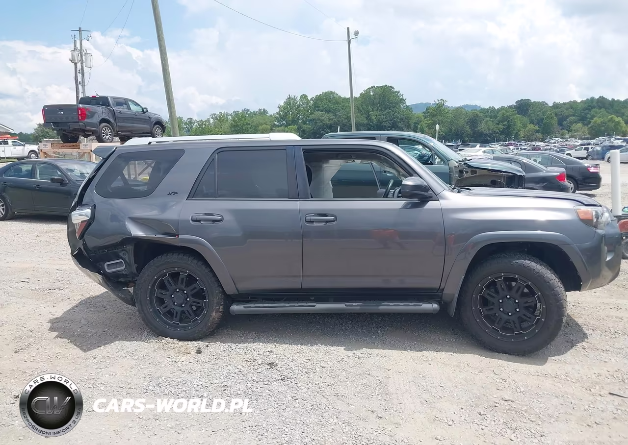 2018 Toyota 4Runner Sr5 VIN:JTEZU5JR4J5182212 - 13
