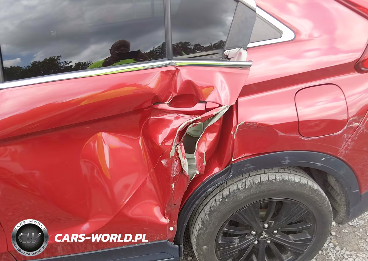 2018 Mitsubishi Eclipse Cross Le VIN:JA4AT4AA8JZ070329 - 6