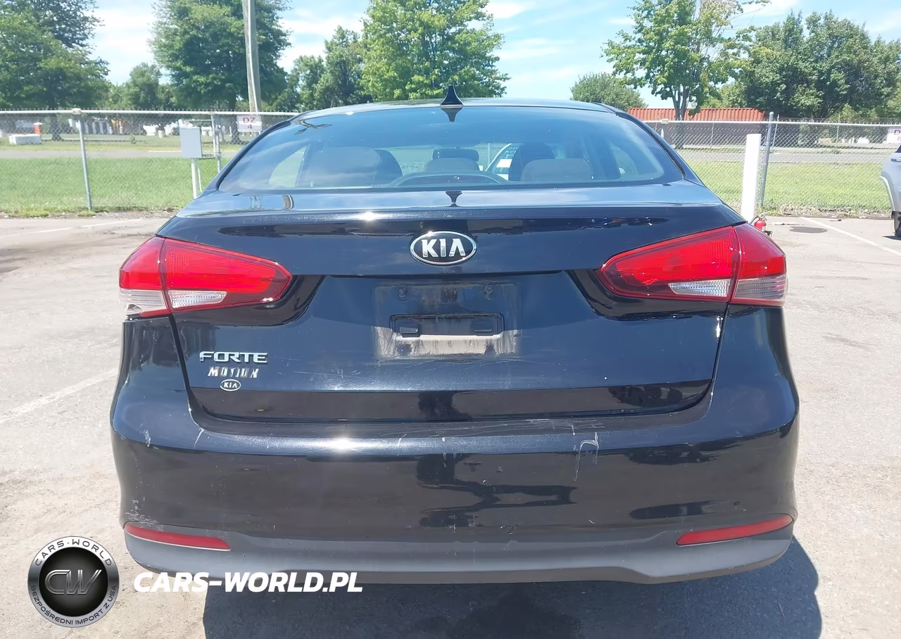 2017 Kia Forte Lx VIN:3KPFK4A73HE158472 - 12