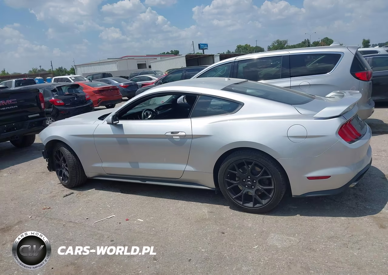 2018 Ford Mustang Ecoboost VIN:1FA6P8TH4J5175187 - 15