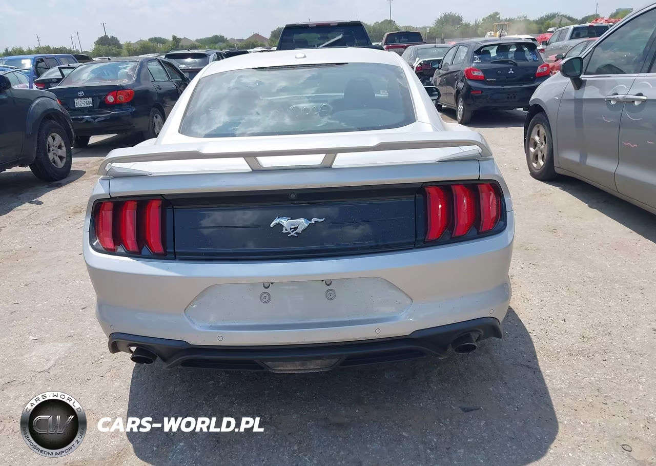 2018 Ford Mustang Ecoboost VIN:1FA6P8TH4J5175187 - 17
