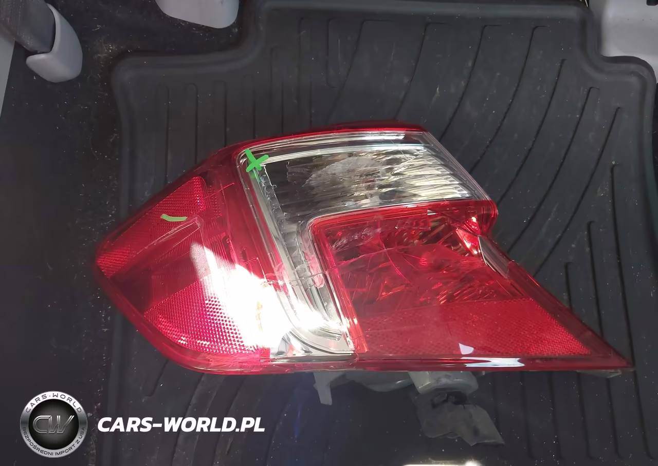 2014 Toyota Camry Le VIN:4T4BF1FK6ER438111 - 12