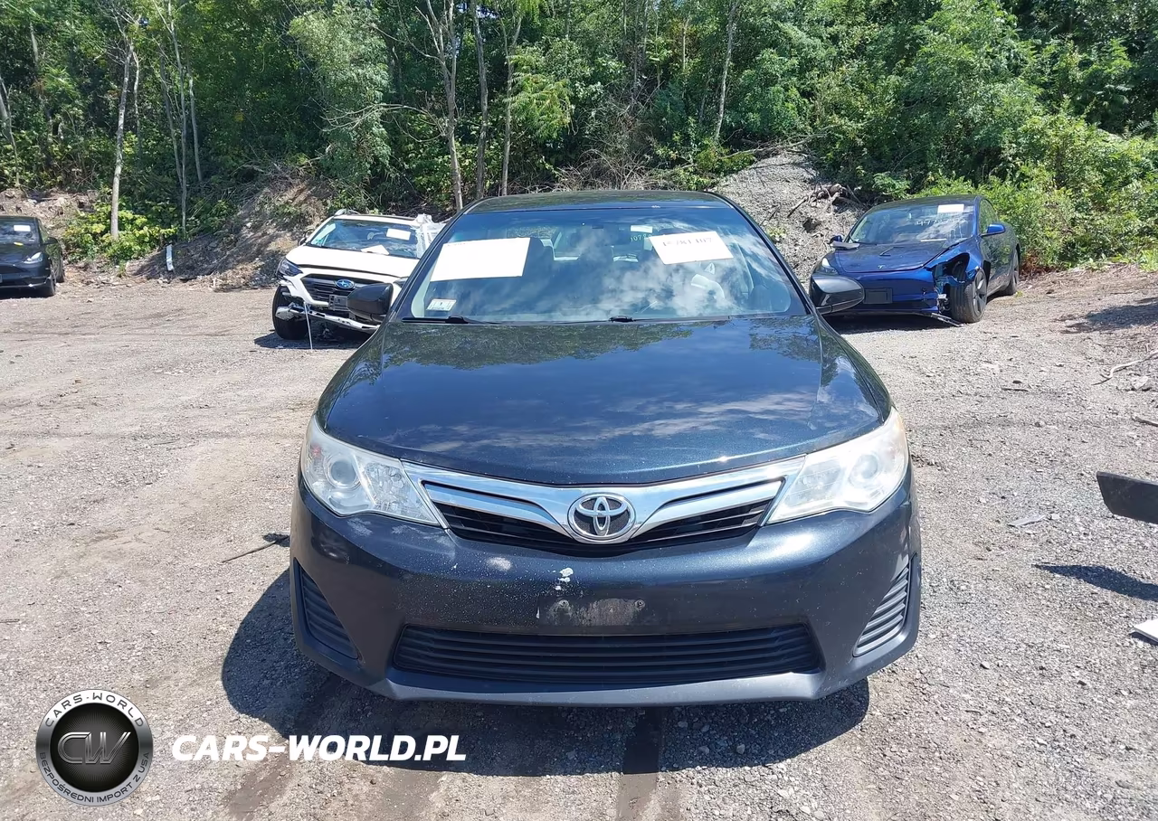 2014 Toyota Camry Le VIN:4T4BF1FK6ER438111 - 13