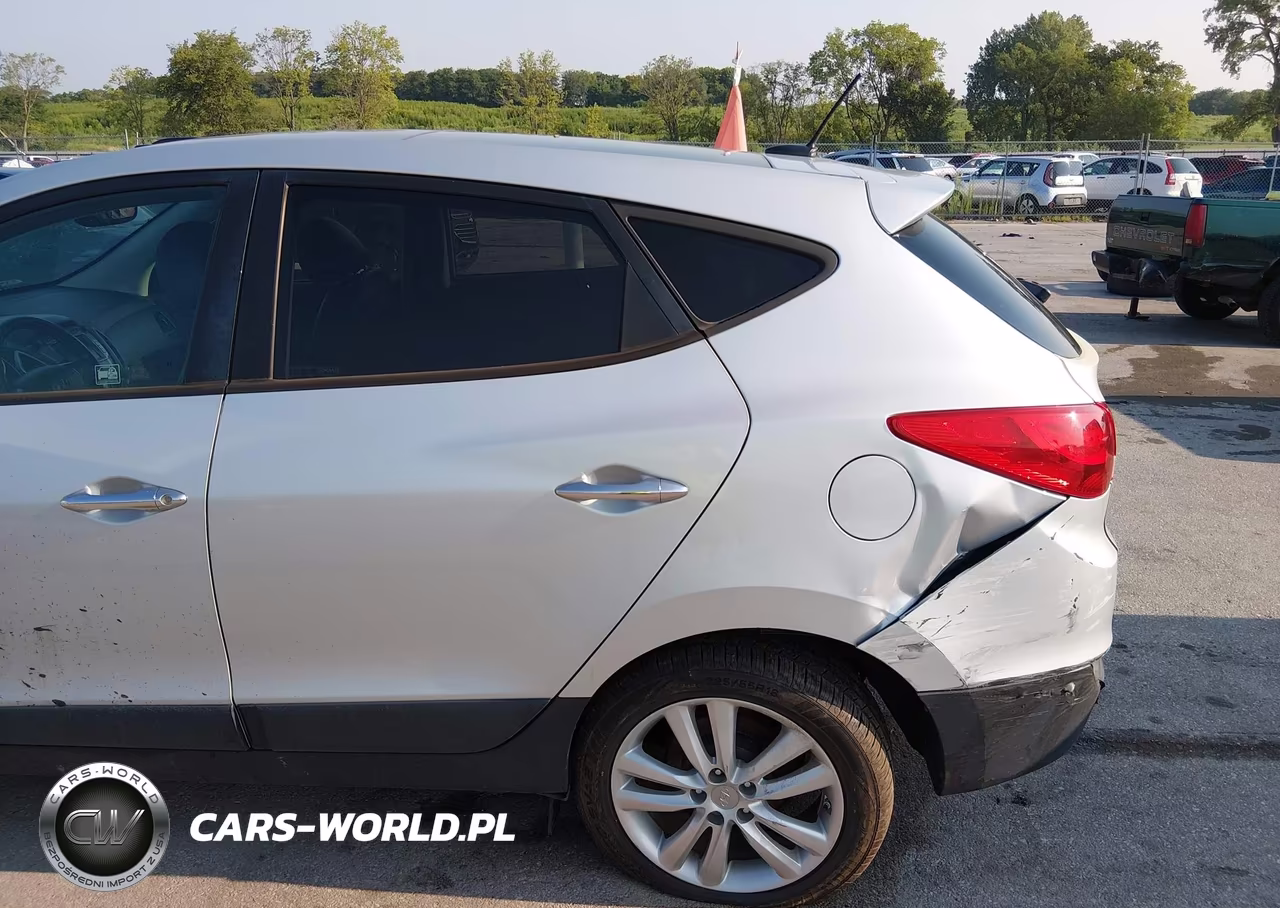 2011 Hyundai Tucson Limited VIN:KM8JUCAC5BU176200 - 6