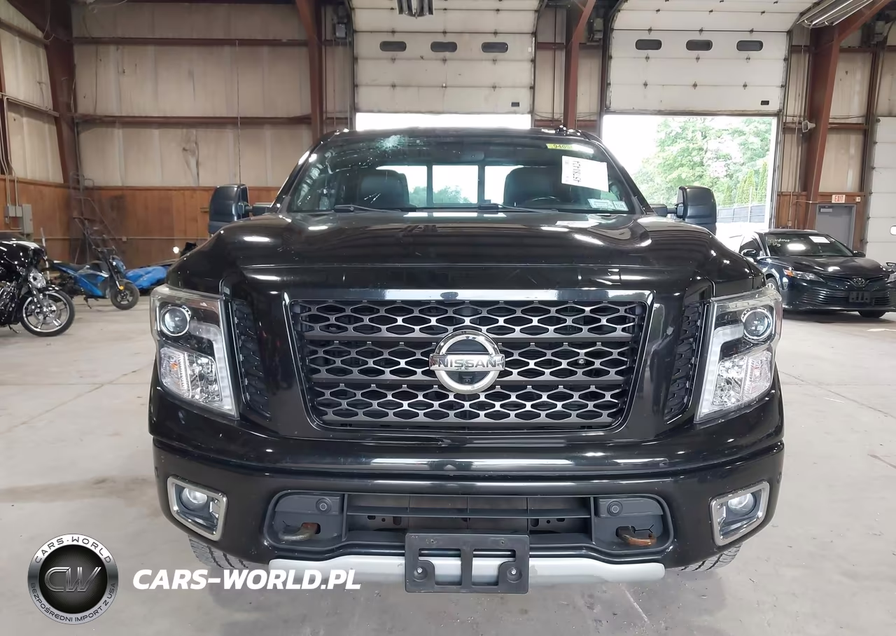 2018 Nissan Titan Pro-4X-S-Sv VIN:1N6AA1C52JN529353 - 13