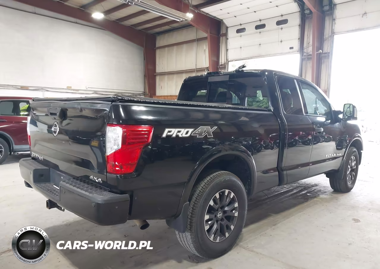 2018 Nissan Titan Pro-4X-S-Sv VIN:1N6AA1C52JN529353 - 4