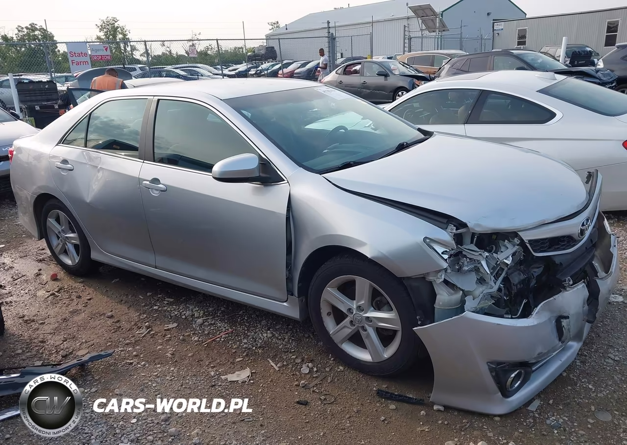 2014 Toyota Camry Se VIN:4T1BF1FKXEU434962 - 13