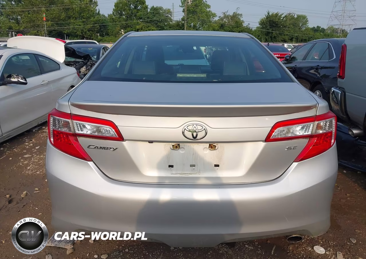 2014 Toyota Camry Se VIN:4T1BF1FKXEU434962 - 16