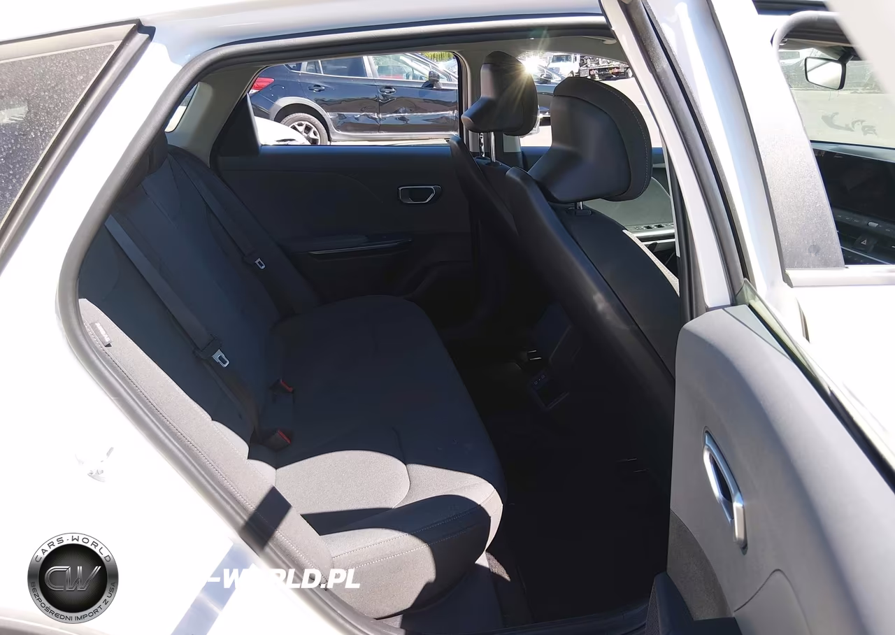 2025 Kia K4 Lx VIN:3KPFT4DE7SE145741 - 8