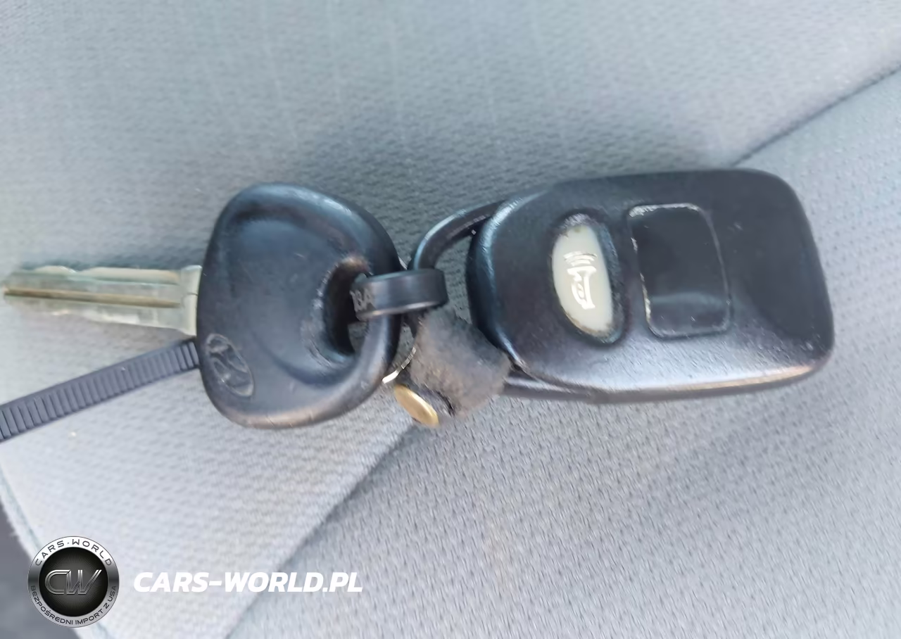 2011 Hyundai Santa Fe Gls VIN:5XYZGDAB3BG080174 - 11