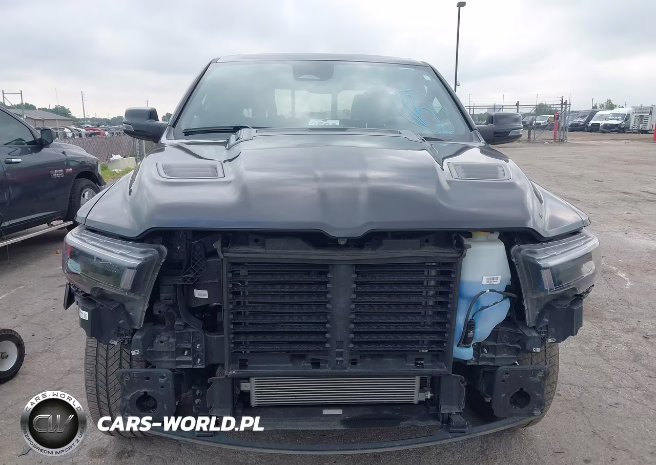 2025 Ram 1500 Laramie 4X4 5'7 Box VIN:1C6SRFJP3SN630217 - 12
