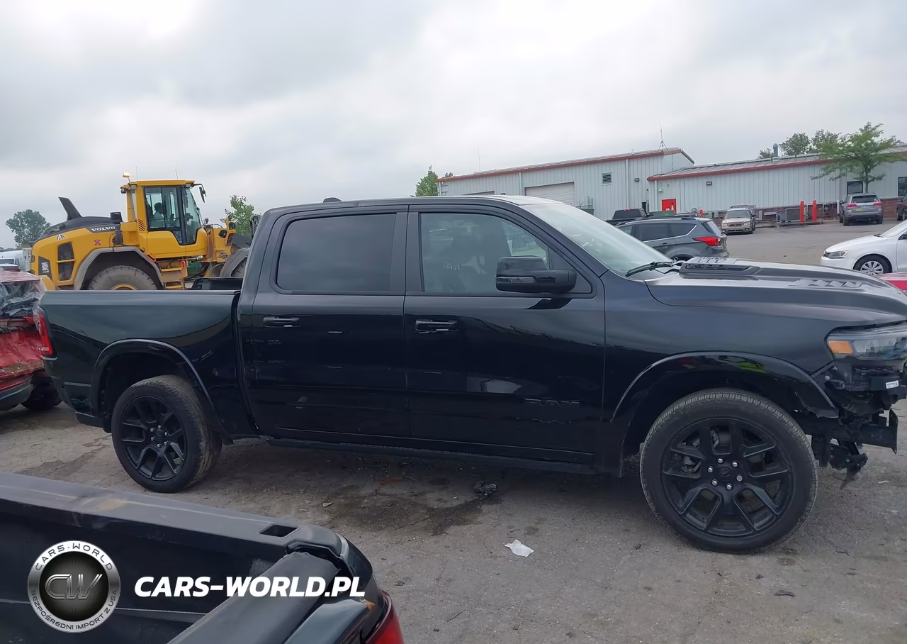 2025 Ram 1500 Laramie 4X4 5'7 Box VIN:1C6SRFJP3SN630217 - 13
