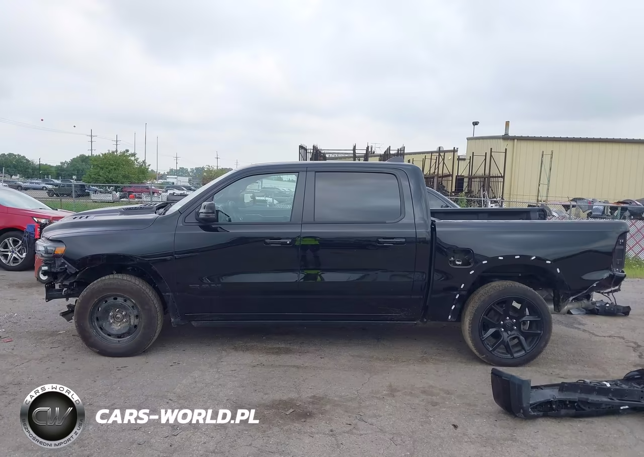 2025 Ram 1500 Laramie 4X4 5'7 Box VIN:1C6SRFJP3SN630217 - 14