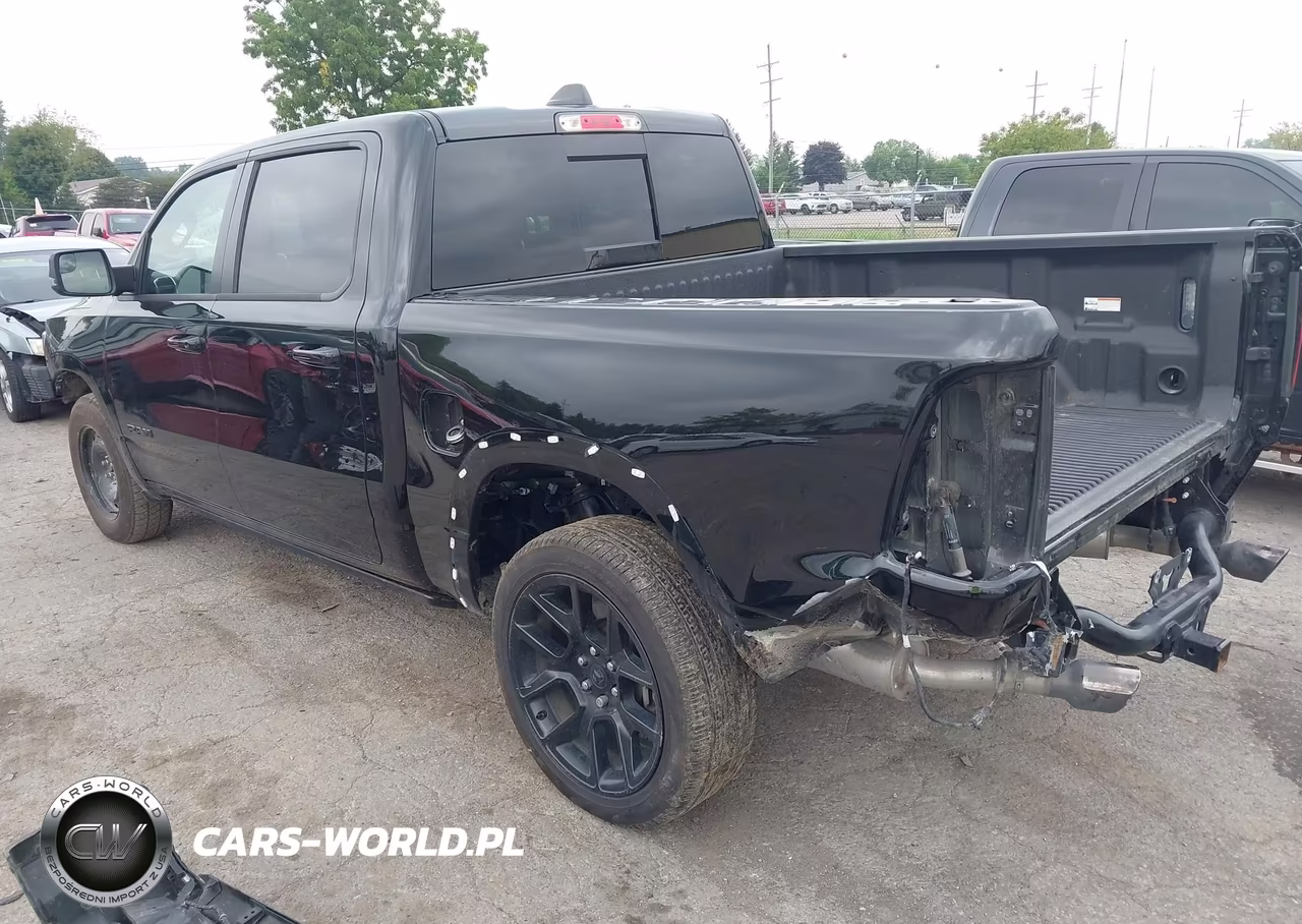 2025 Ram 1500 Laramie 4X4 5'7 Box VIN:1C6SRFJP3SN630217 - 3