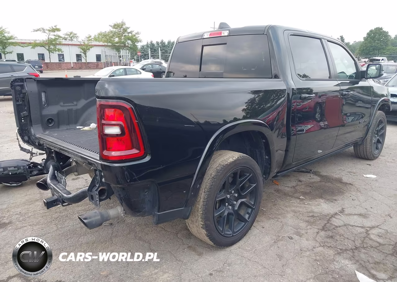 2025 Ram 1500 Laramie 4X4 5'7 Box VIN:1C6SRFJP3SN630217 - 4