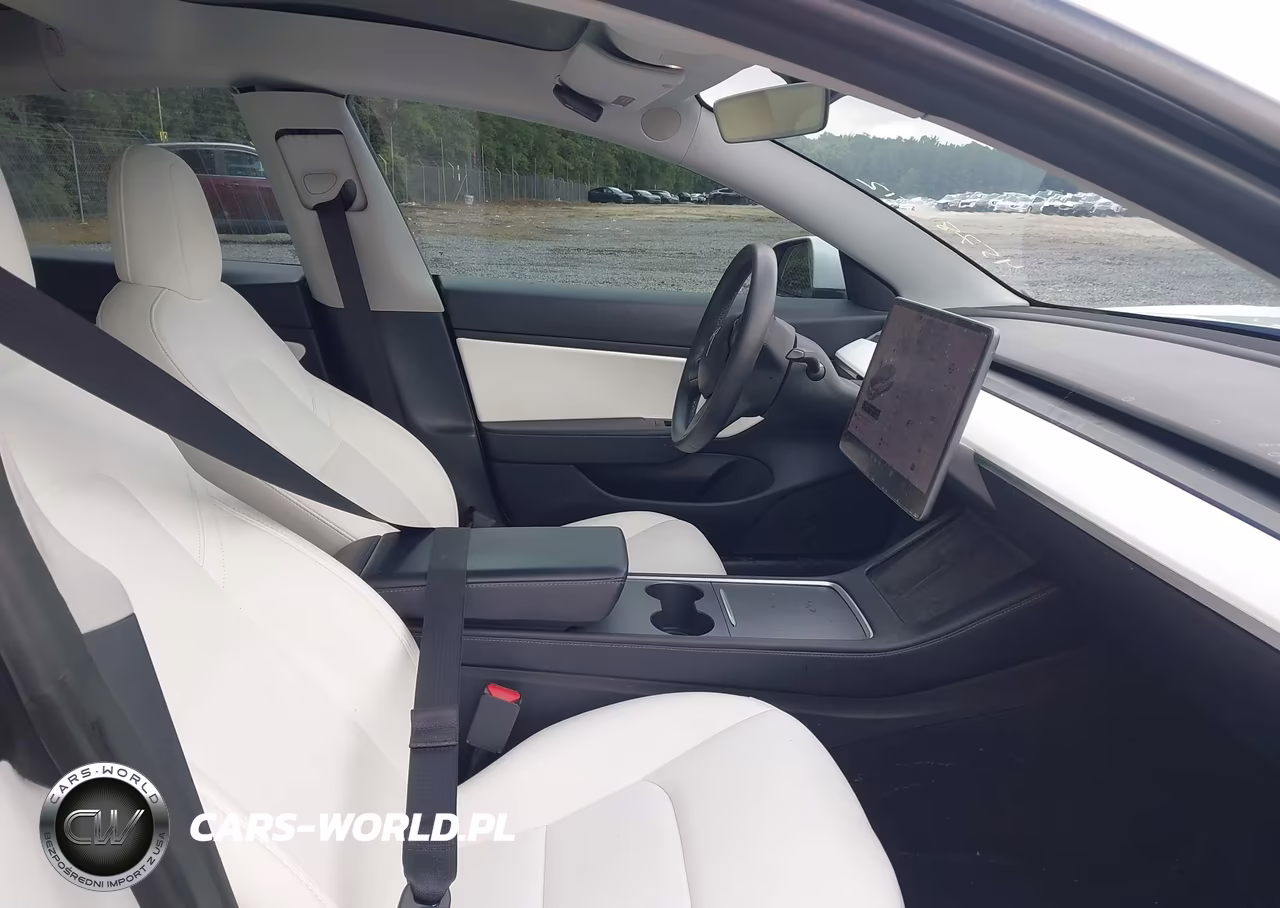 2021 Tesla Model 3 Standard Range Plus Rear-Wheel Drive VIN:5YJ3E1EAXMF870013 - 5