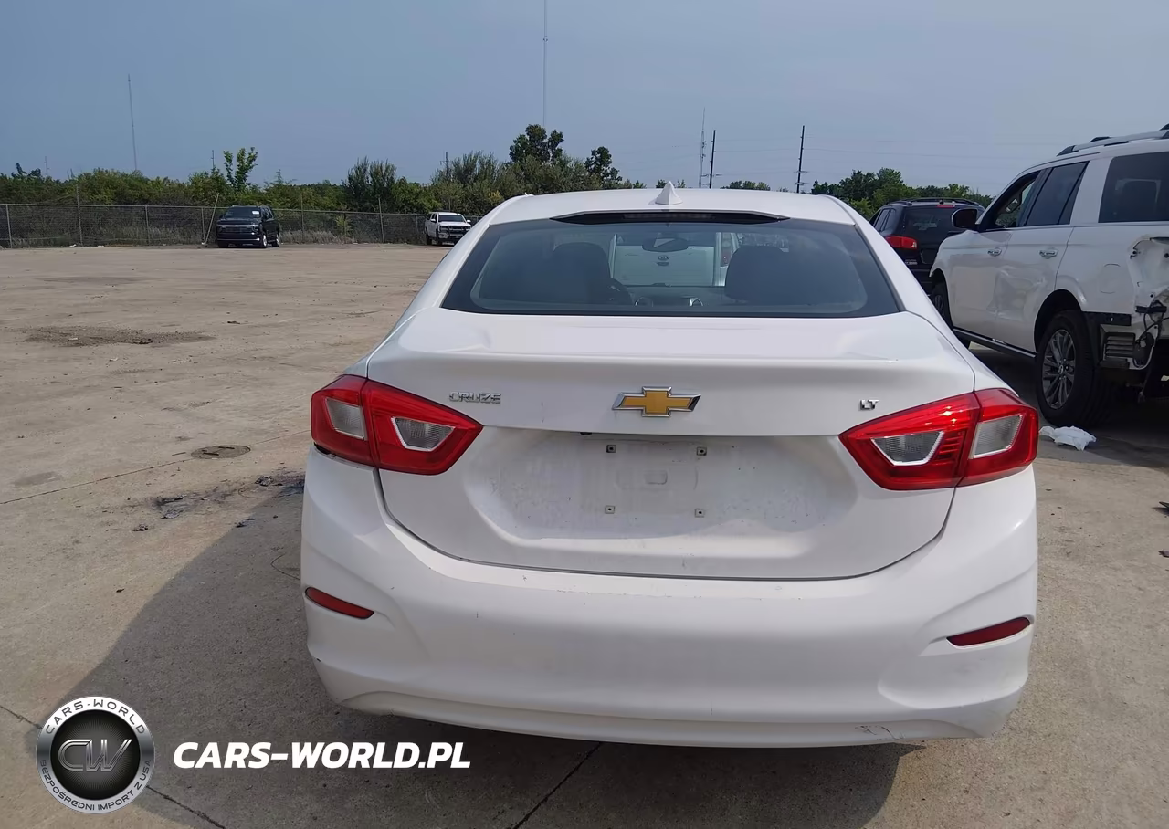 2017 Chevrolet Cruze Lt Auto VIN:1G1BE5SM8H7243882 - 17