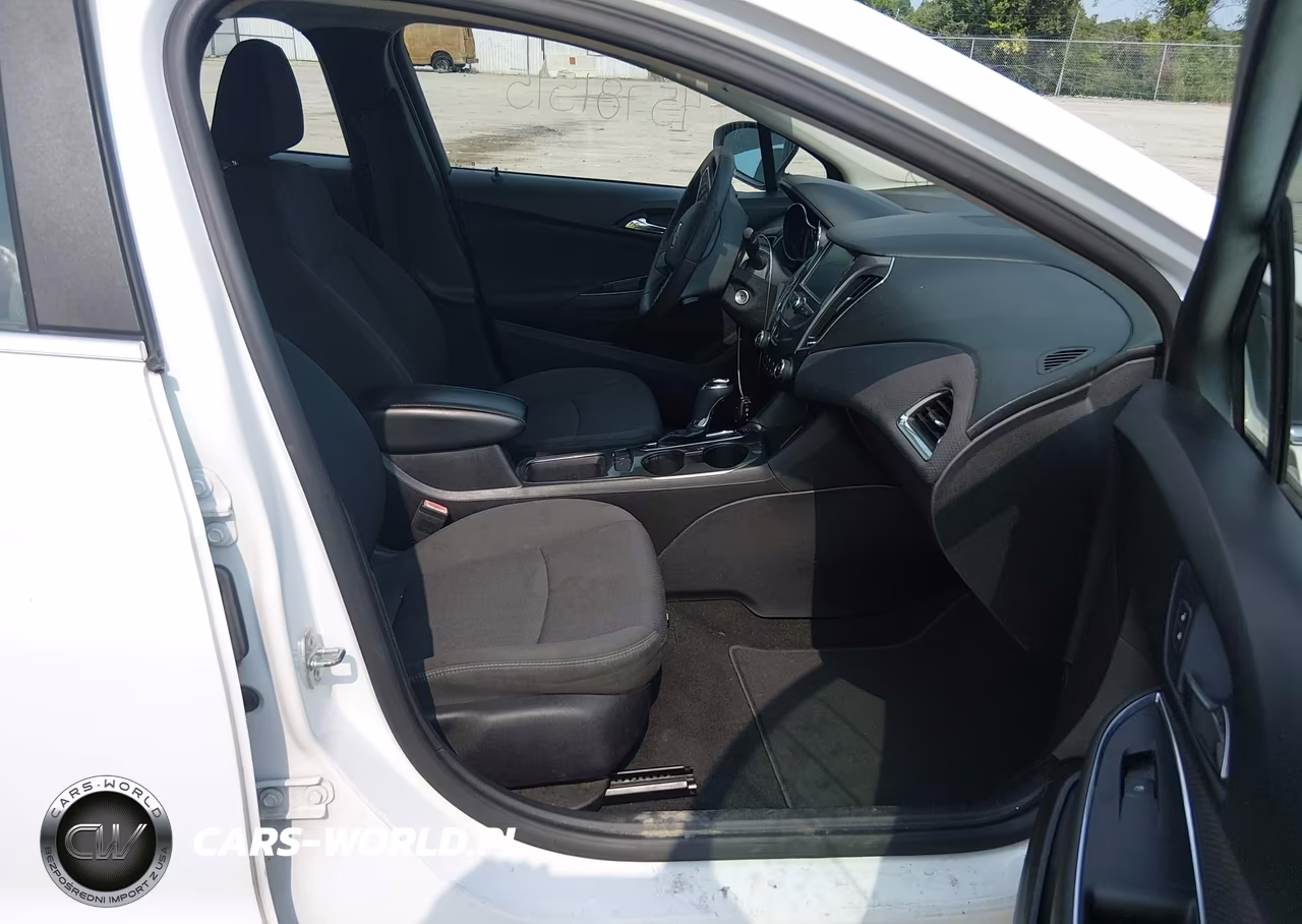 2017 Chevrolet Cruze Lt Auto VIN:1G1BE5SM8H7243882 - 5