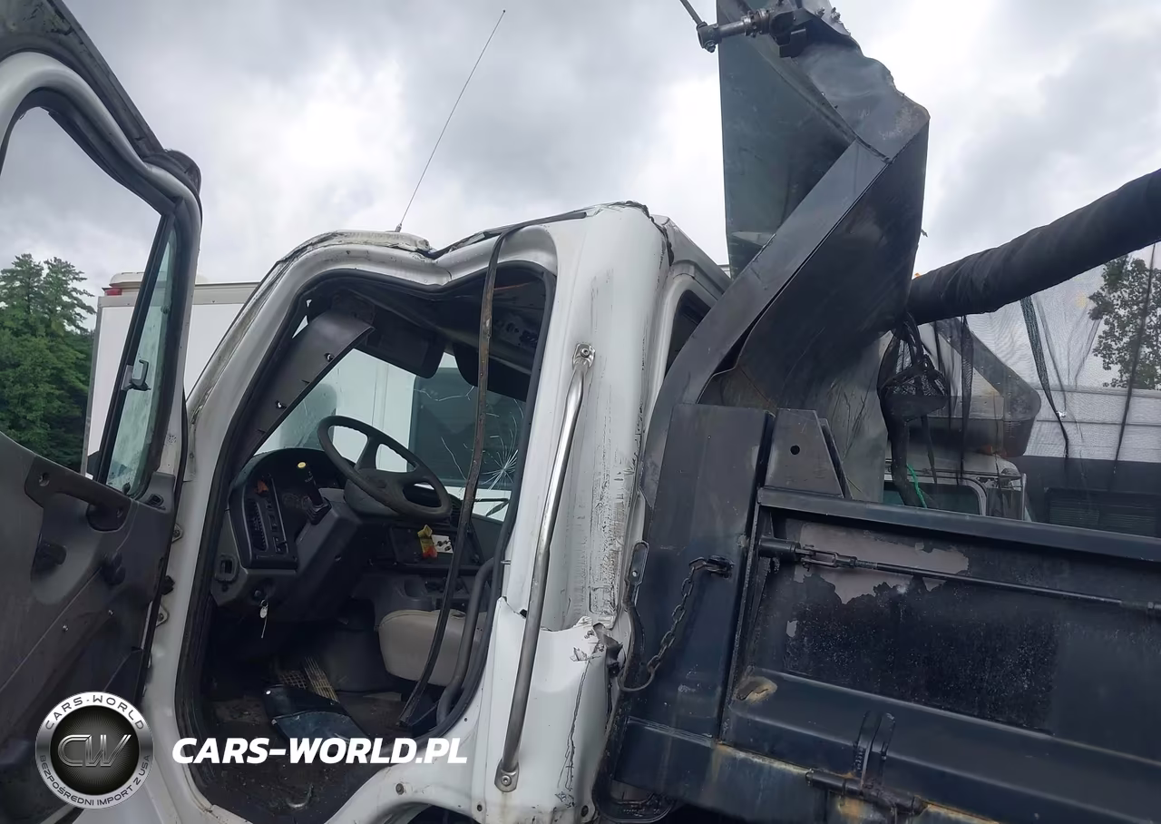 2006 Freightliner M2 106 Medium Duty VIN:1FVACXDC06HW05319 - 11
