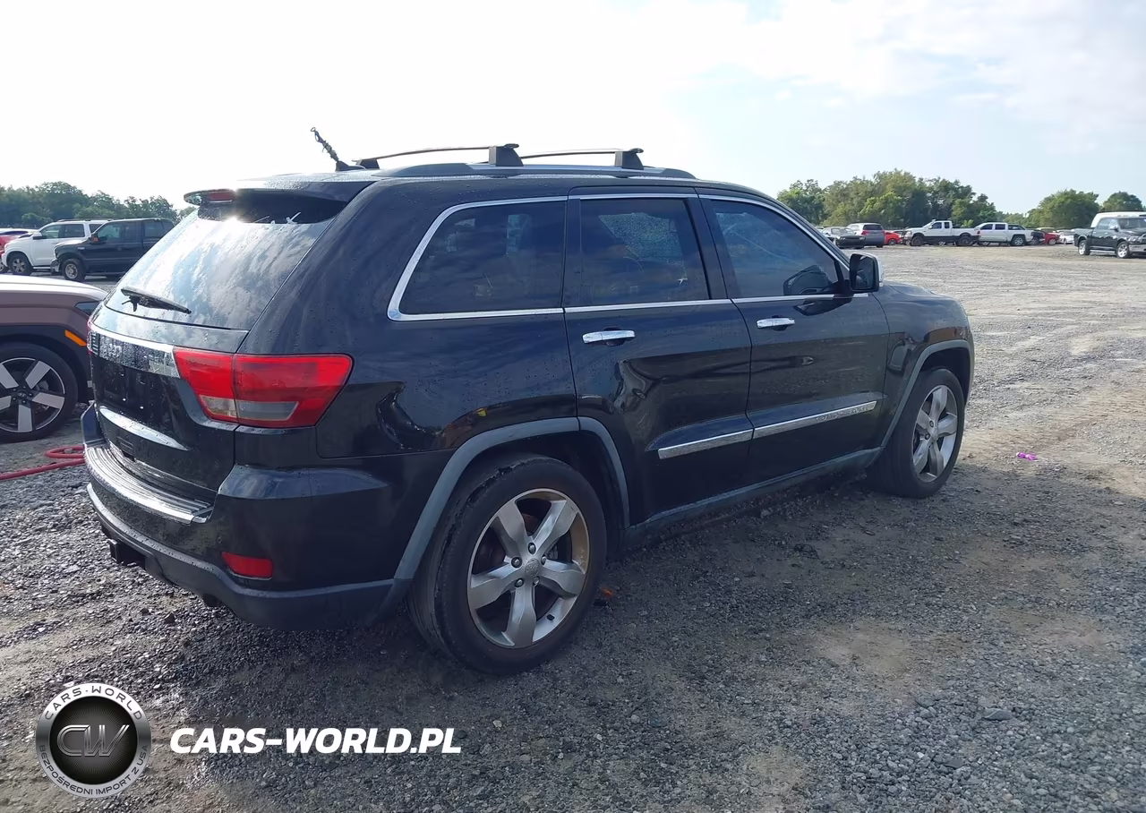 2011 Jeep Grand Cherokee Overland VIN:1J4RR6GT4BC560020 - 4