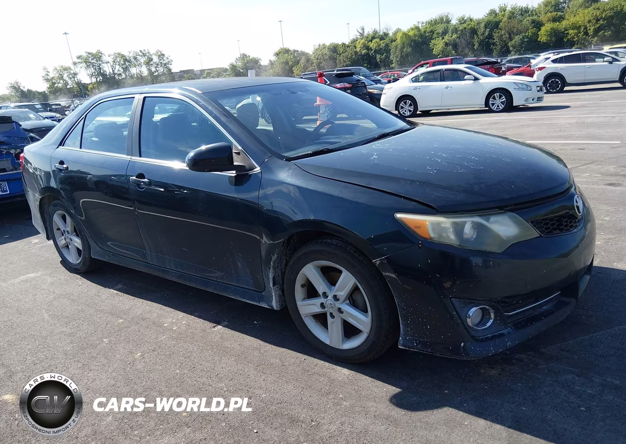 2012 Toyota Camry Se – zdjęcie 1 z 11