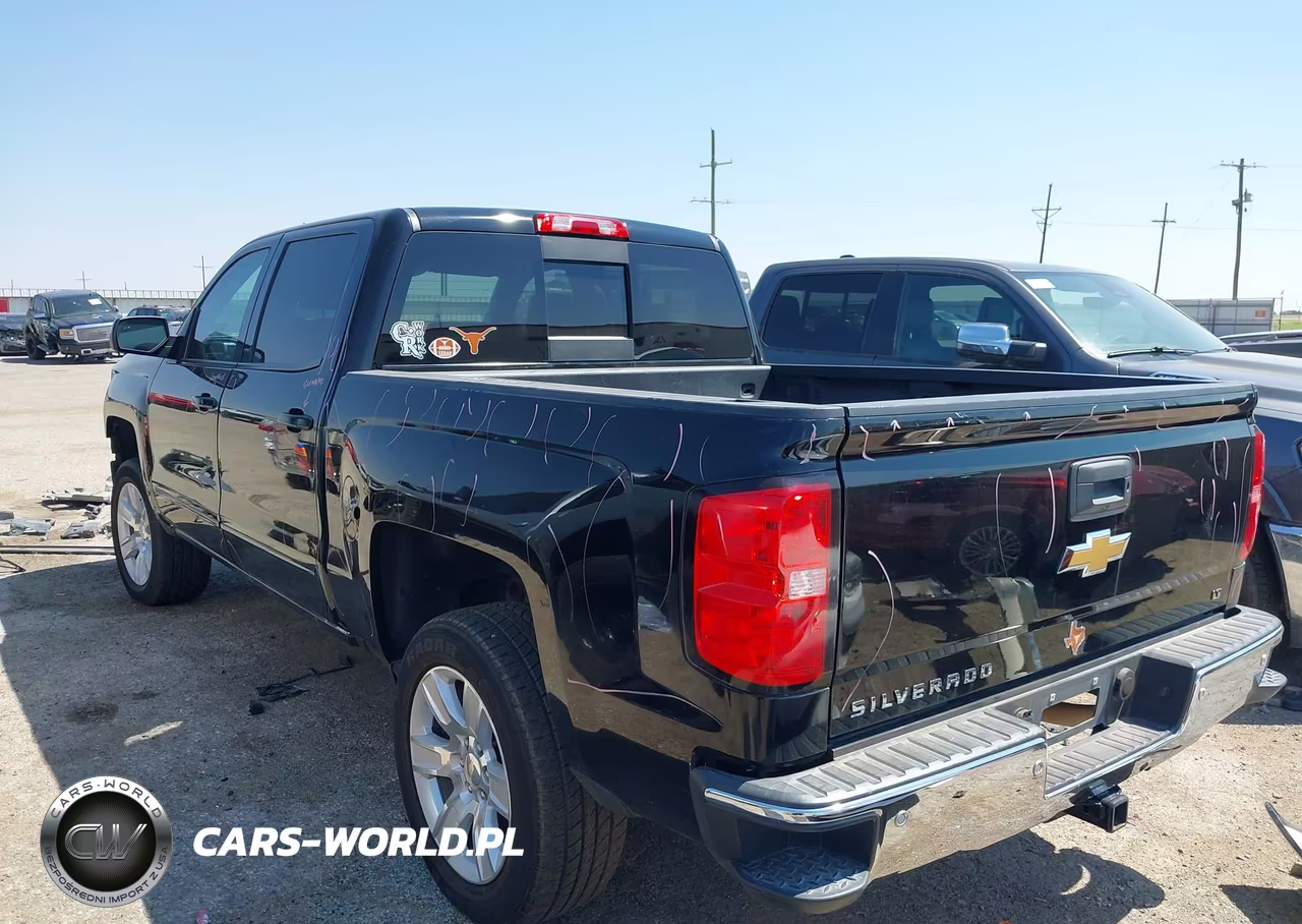 2018 Chevrolet Silverado 1500 1Lt VIN:3GCPCREC3JG619668 - 3