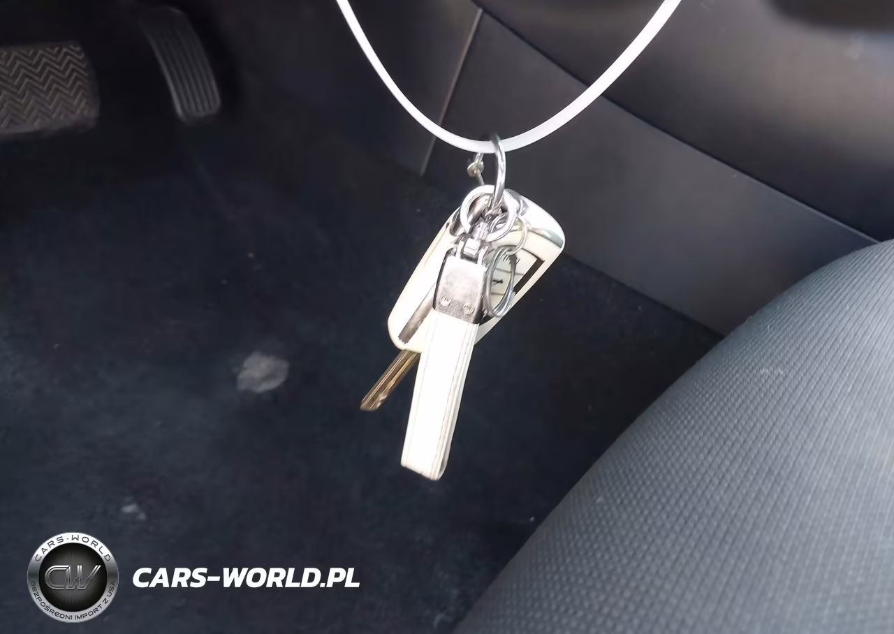 2021 Toyota Corolla Le VIN:5YFEPMAEXMP234533 - 11