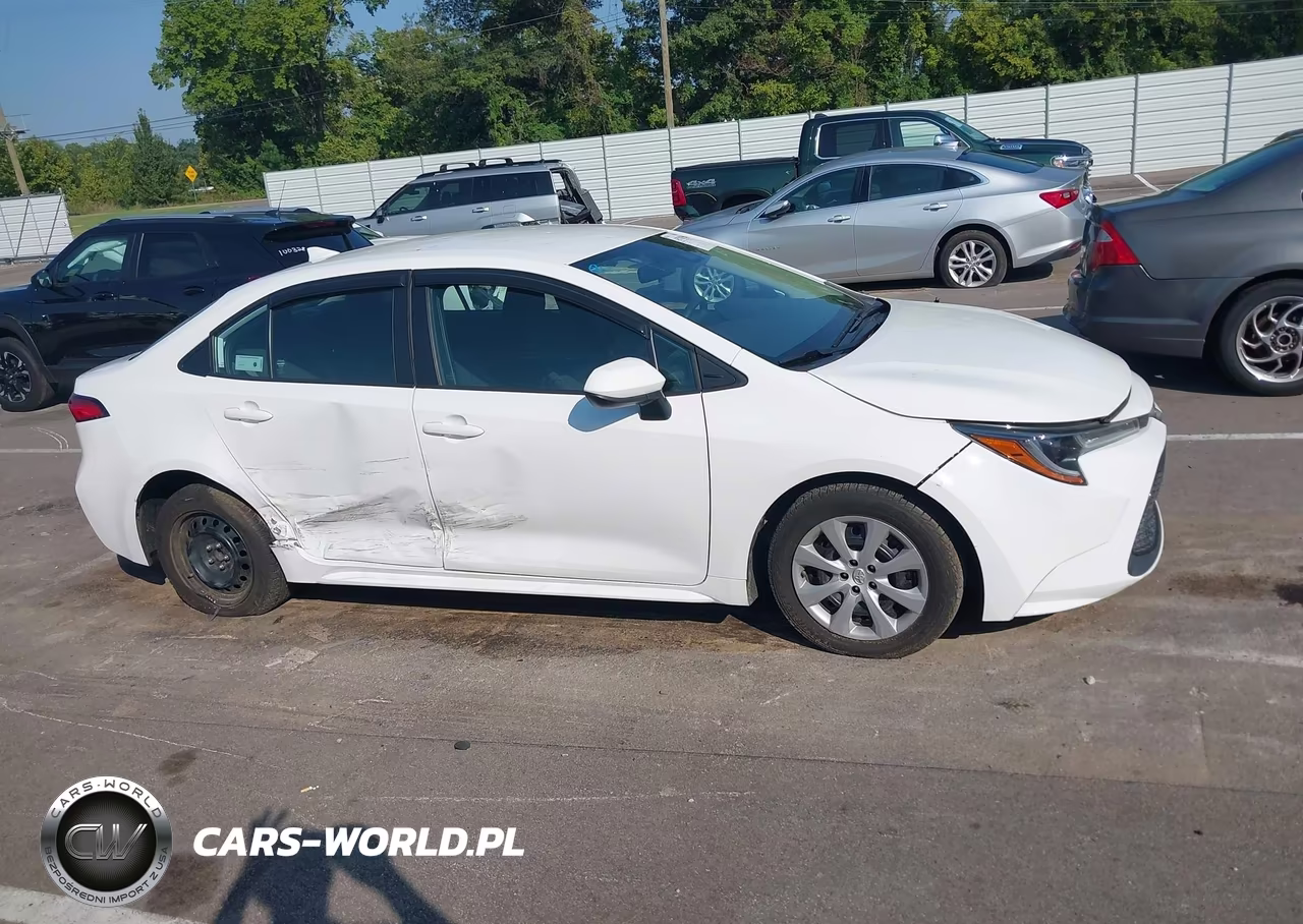 2021 Toyota Corolla Le VIN:5YFEPMAEXMP234533 - 13