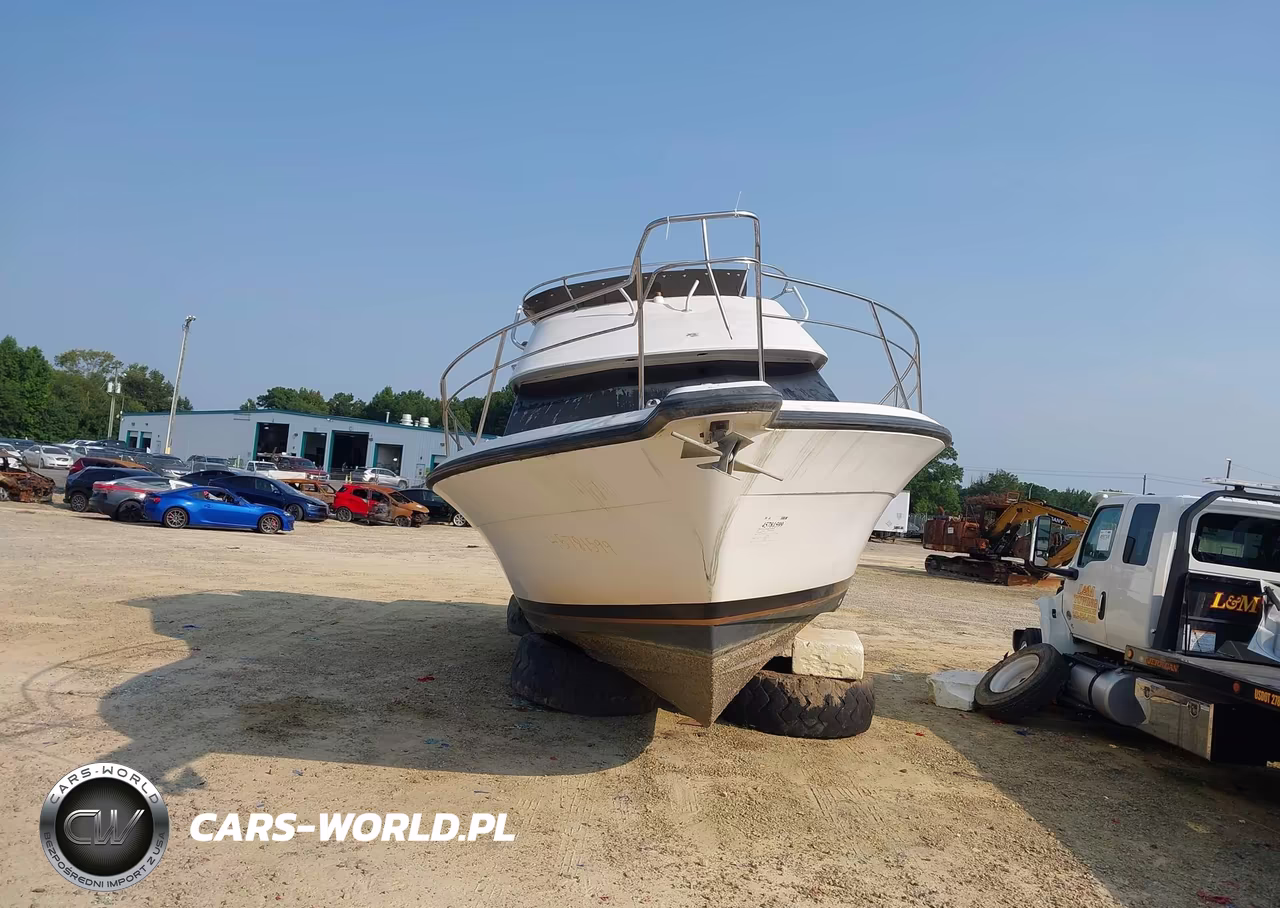 1988 Phoenix 33Ft Convertible Boat-No Trailer VIN:PMG81513F888 - 17