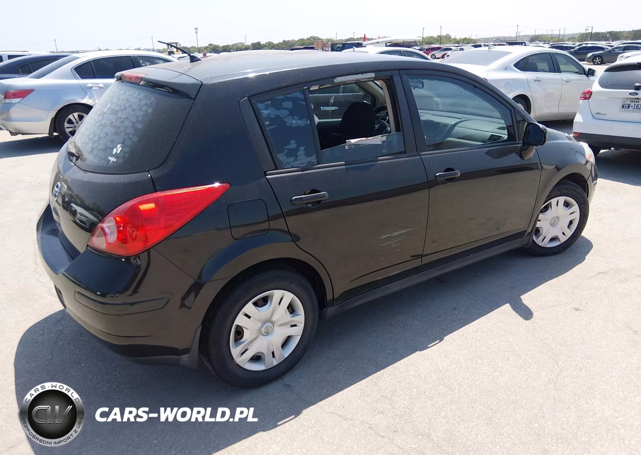2011 Nissan Versa 1.8S VIN:3N1BC1CP3BL437403 - 4