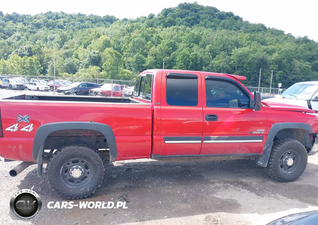 2005 Chevrolet Silverado 2500Hd Ls VIN:1GCHK29225E225527 - 13