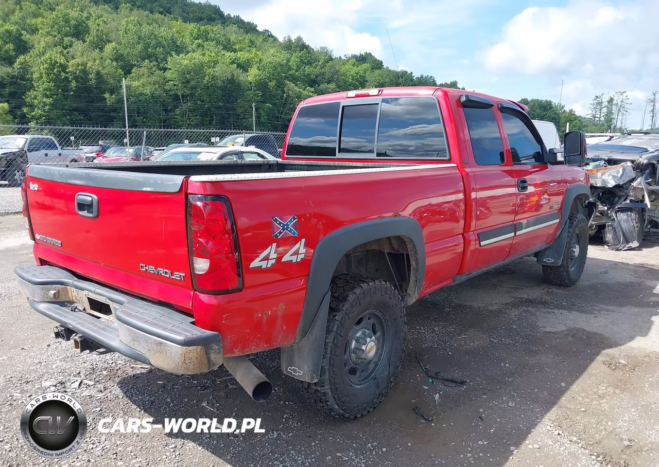 2005 Chevrolet Silverado 2500Hd Ls VIN:1GCHK29225E225527 - 4
