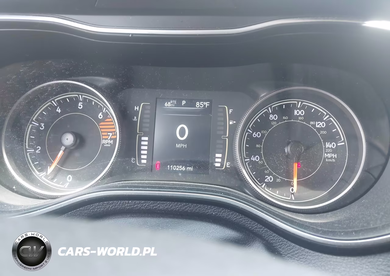 2019 Jeep Cherokee Altitude 4X4 VIN:1C4PJMLB9KD436132 - 7