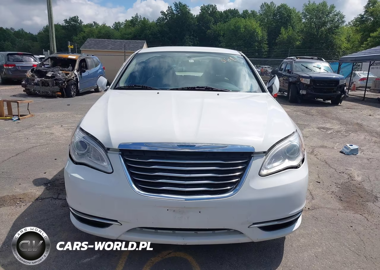 2013 Chrysler 200 Touring VIN:1C3CCBBB2DN614527 - 12