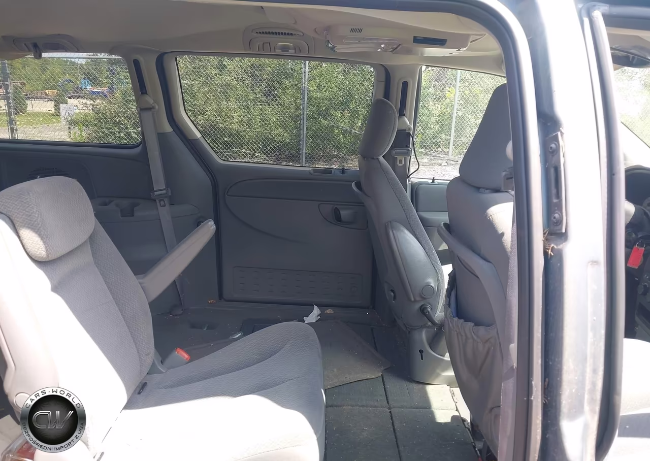 2006 Dodge Grand Caravan Sxt VIN:2D4GP44L56R810795 - 8