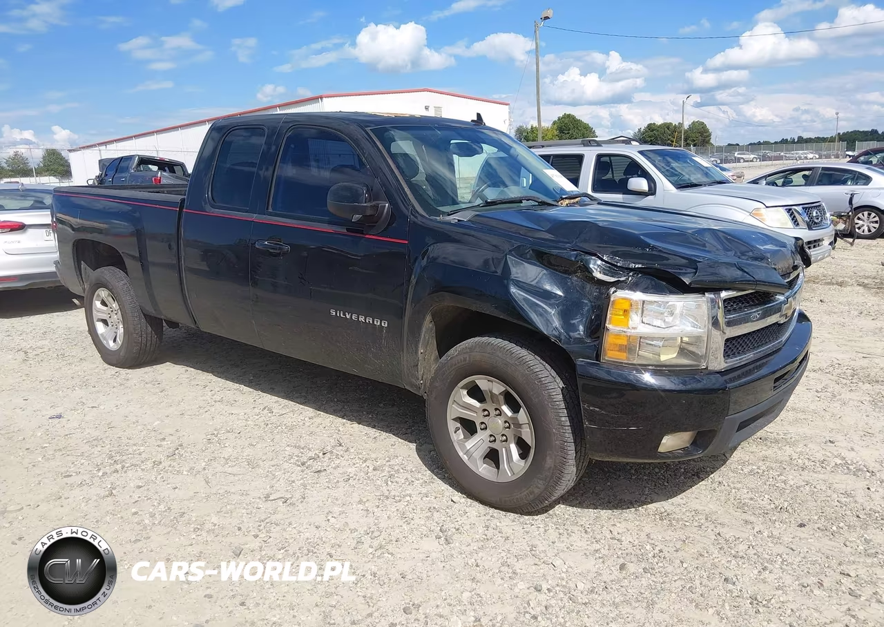 2011 Chevrolet Silverado 1500 Ltz – zdjęcie 1 z 17