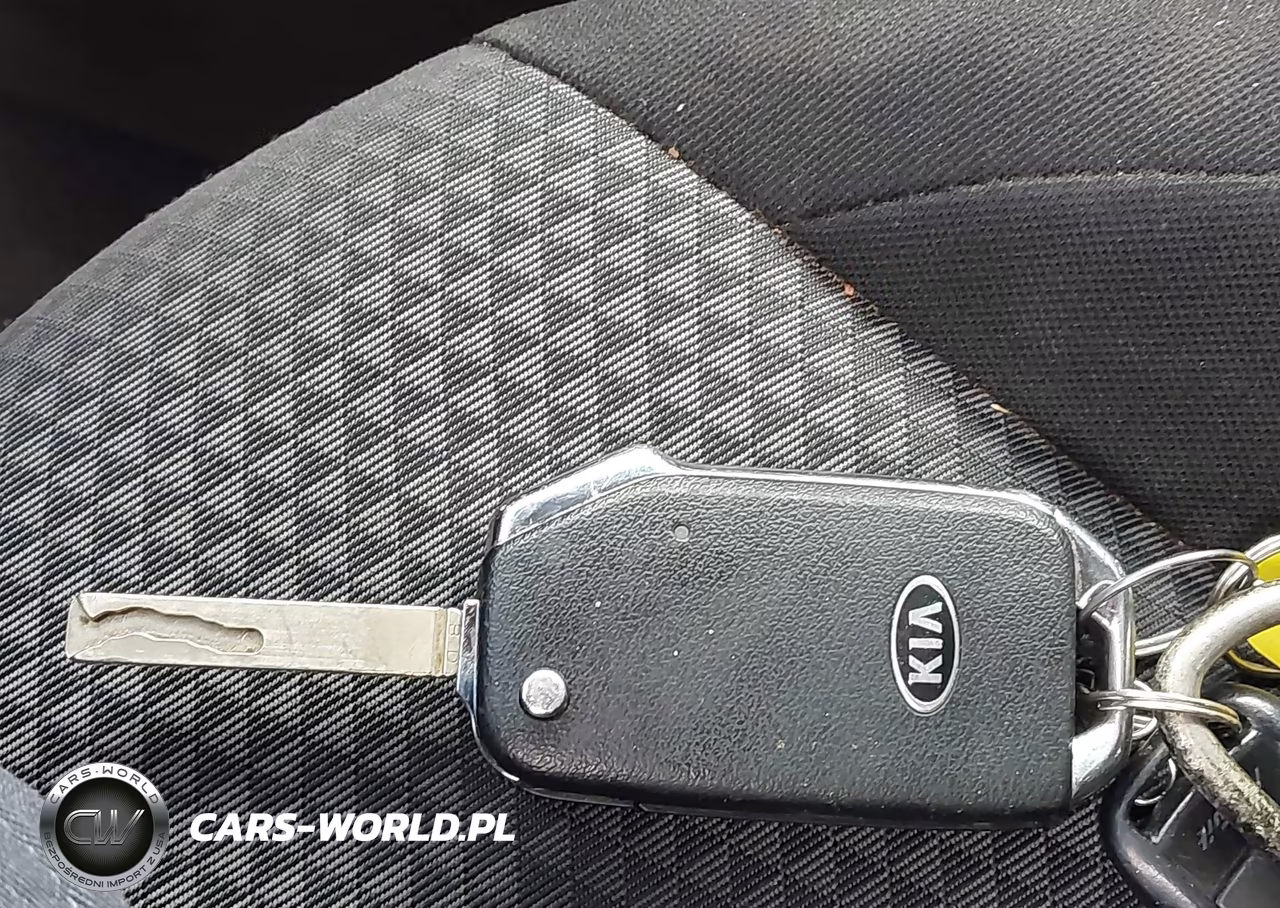 2020 Kia Soul Lx VIN:KNDJ23AU2L7037967 - 11