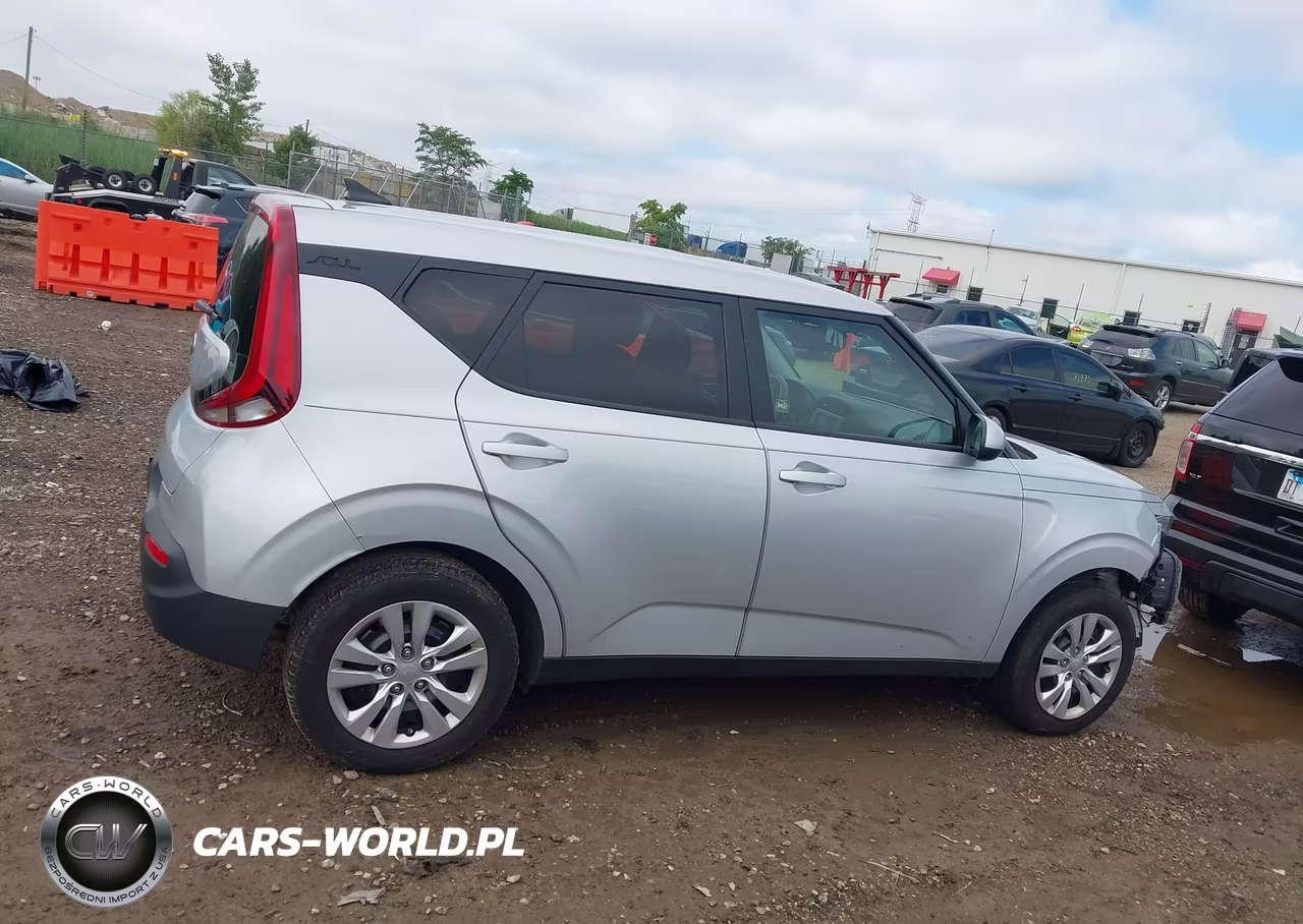 2020 Kia Soul Lx VIN:KNDJ23AU2L7037967 - 13