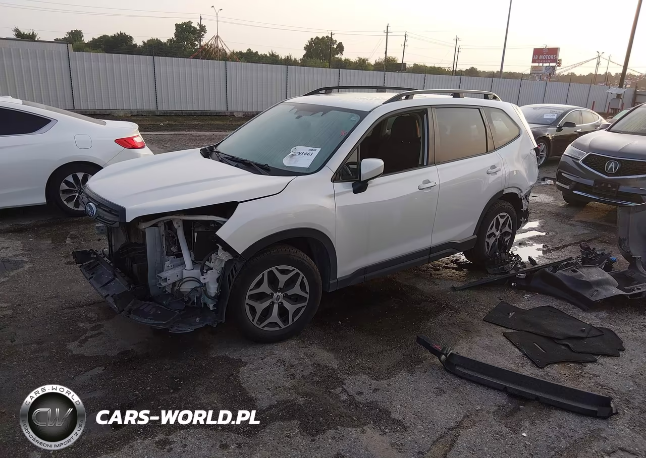 2024 Subaru Forester Premium VIN:JF2SKADC3RH403645 - 2