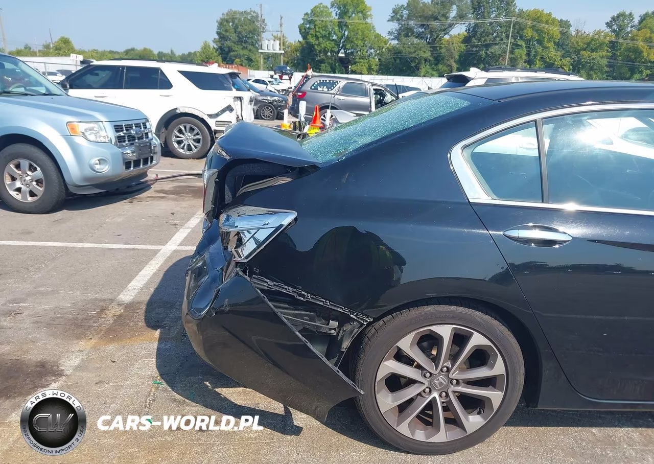 2014 Honda Accord Sport VIN:1HGCR2F50EA120823 - 17