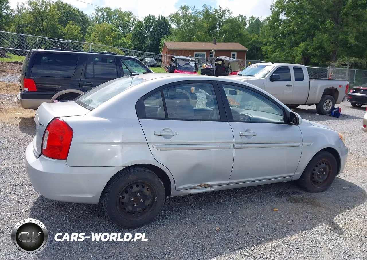 2008 Hyundai Accent Gls VIN:KMHCN46C98U258797 - 6