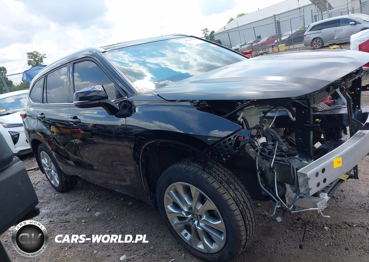 2023 Toyota Highlander Limited VIN:5TDKDRBH1PS018390 - 14