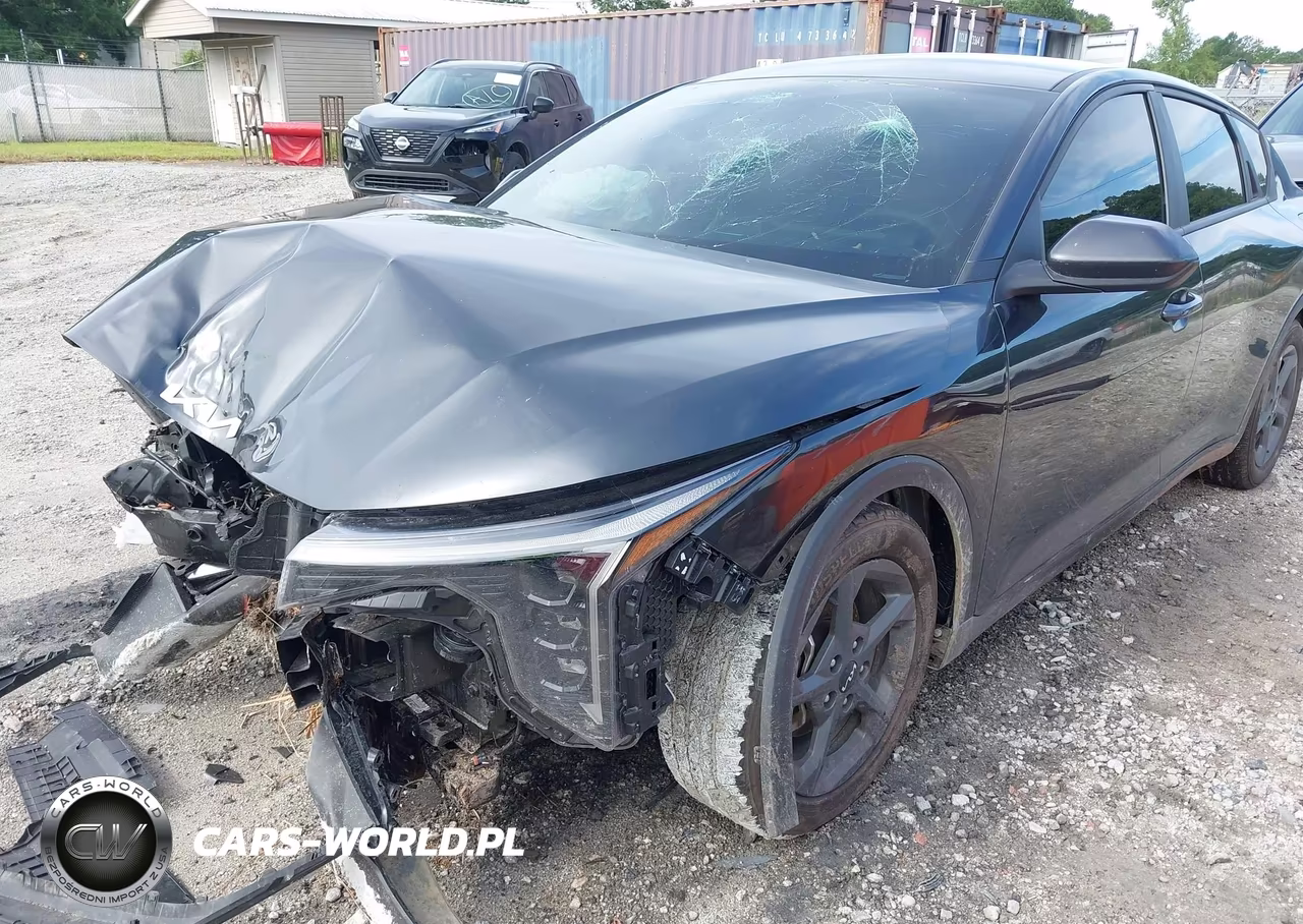 2025 Kia K4 Lxs VIN:3KPFT4DE6SE086942 - 6