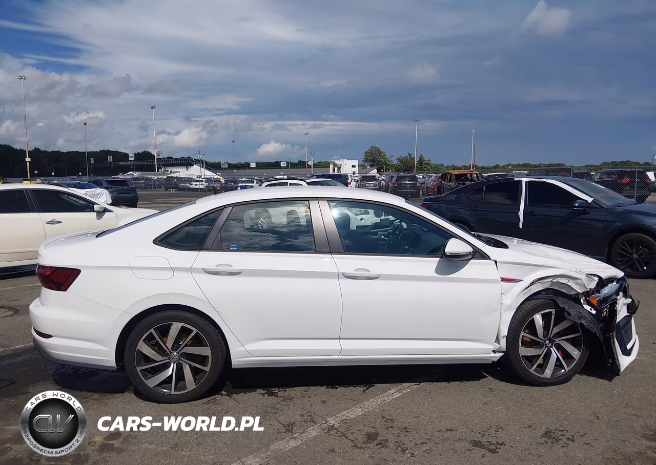 2021 Volkswagen Jetta Gli 2.0T Autobahn-2.0T S VIN:3VW6T7BU8MM096440 - 13