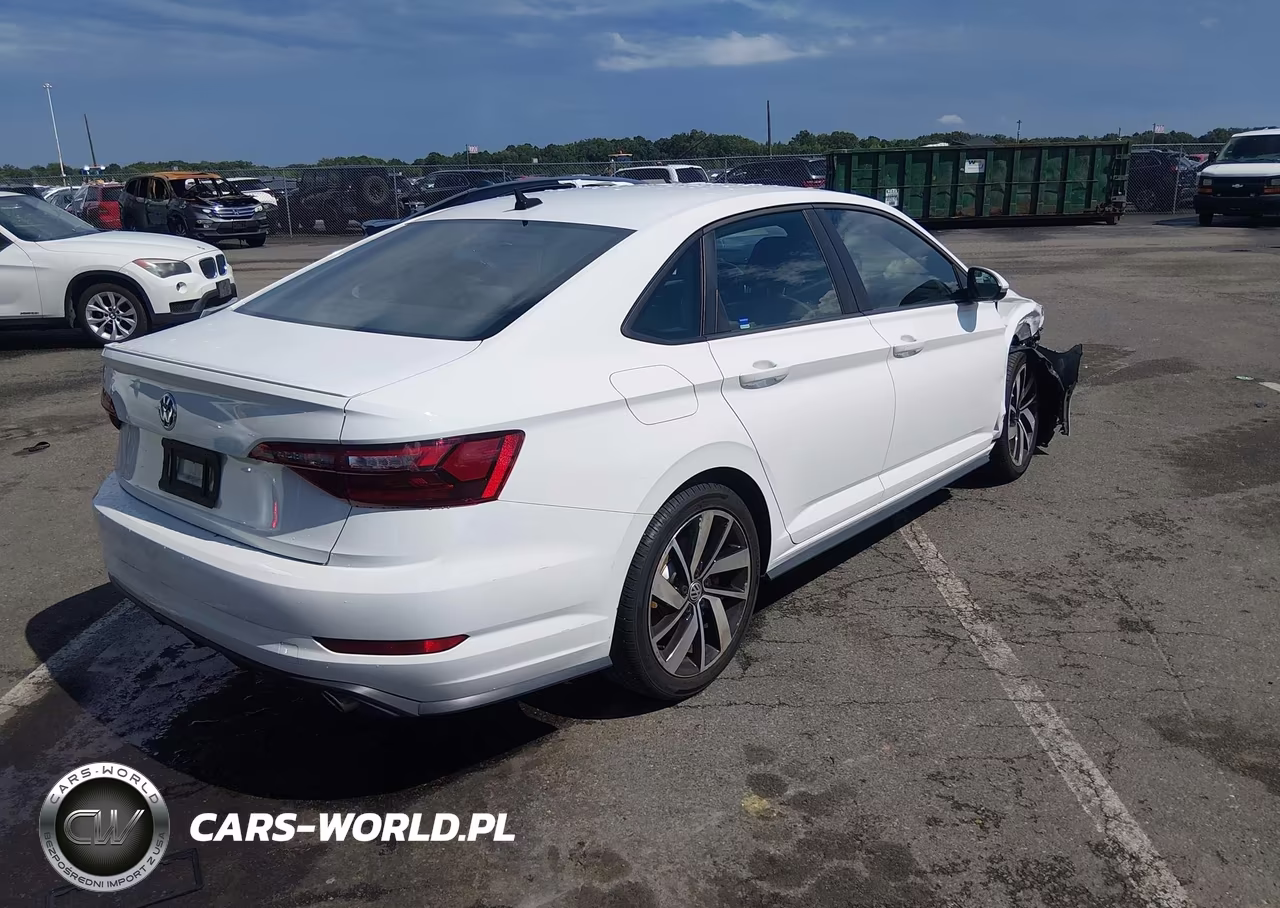 2021 Volkswagen Jetta Gli 2.0T Autobahn-2.0T S VIN:3VW6T7BU8MM096440 - 4