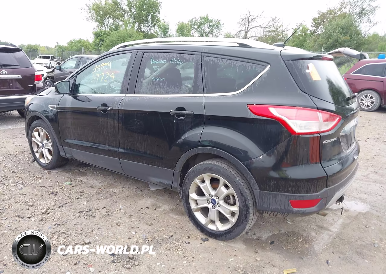 2015 Ford Escape Titanium VIN:1FMCU0JXXFUB47968 - 3