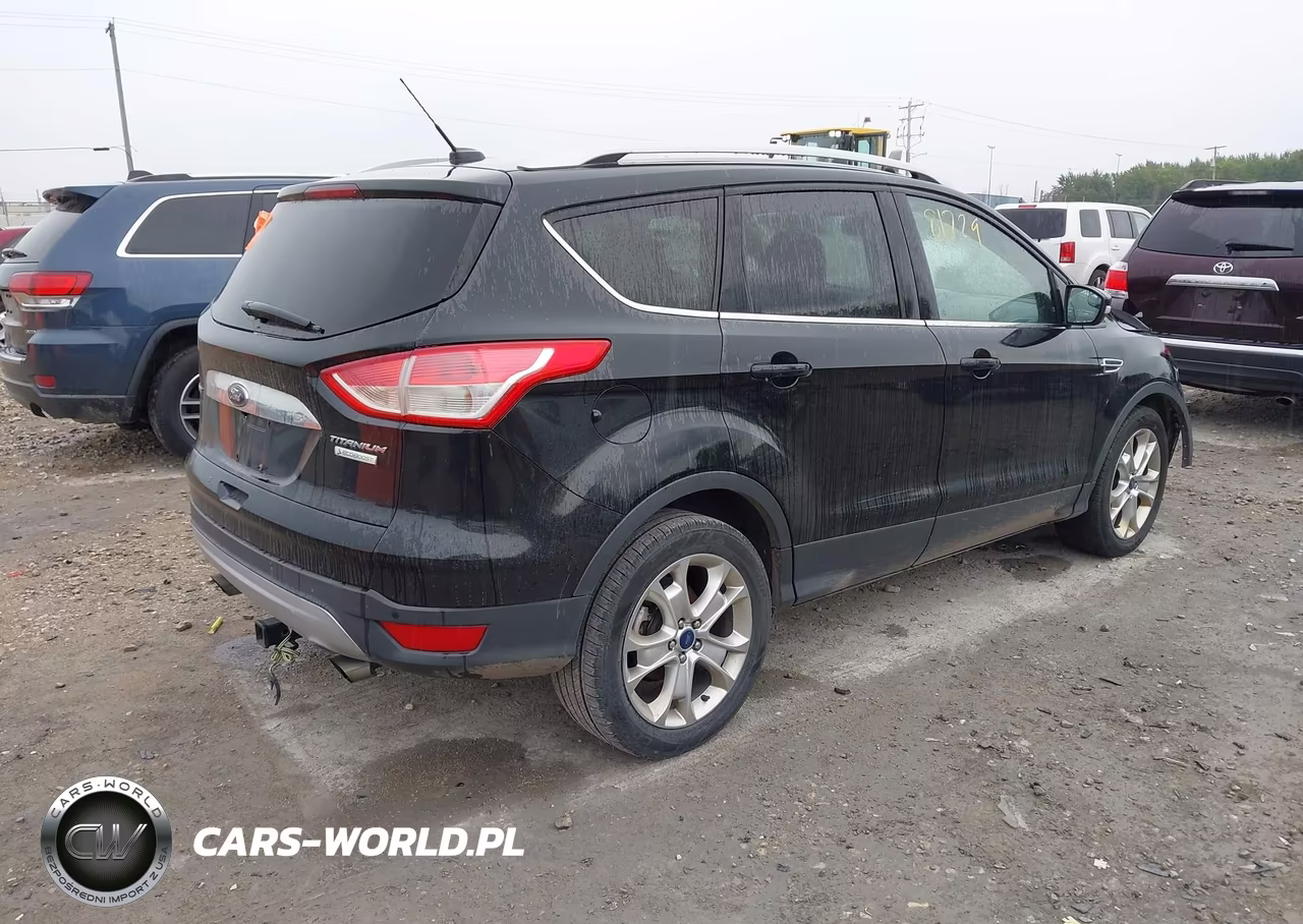 2015 Ford Escape Titanium VIN:1FMCU0JXXFUB47968 - 4