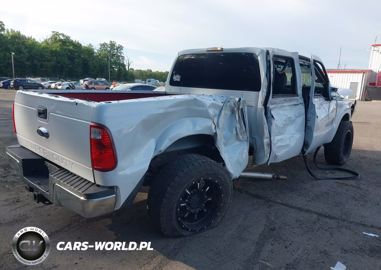 2011 Ford F-350 Xlt VIN:1FT8W3BT1BEC90877 - 4